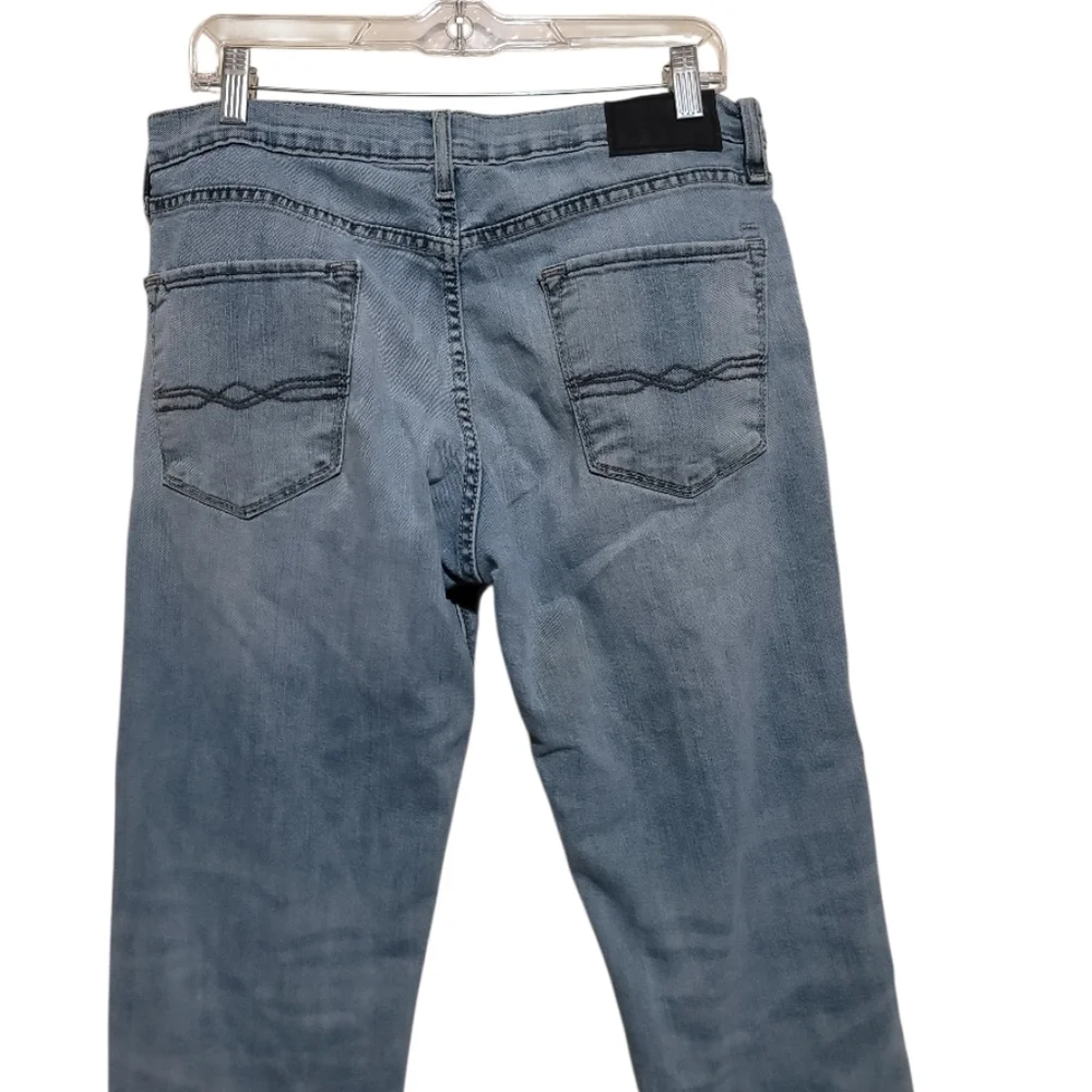 Levis Casual Light Blue Men's Jeans - Classic Skinny Fit Size 33x32